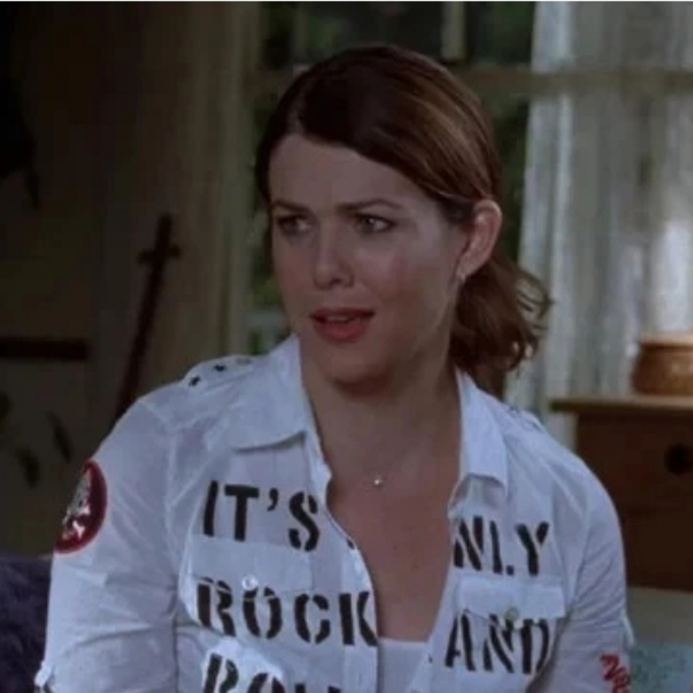 ASO Gilmore Girls: Lorelai Button Down Top